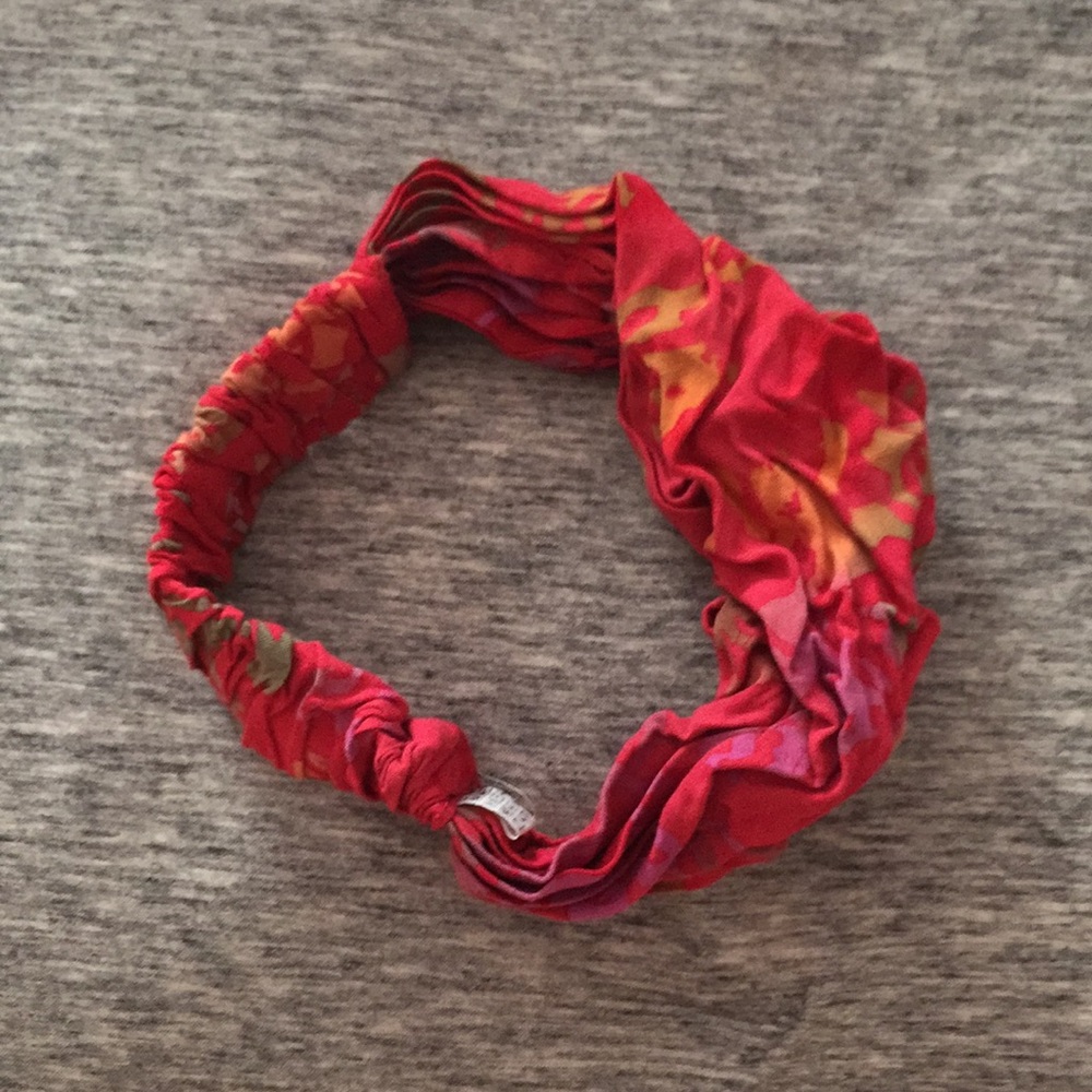Orange-red head band